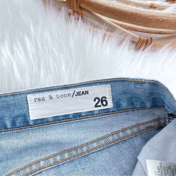 Rag & Bone Marilyn Jean in Union Pool Light Blue Distressed Raw Hem Fray 26 - Picture 7 of 13
